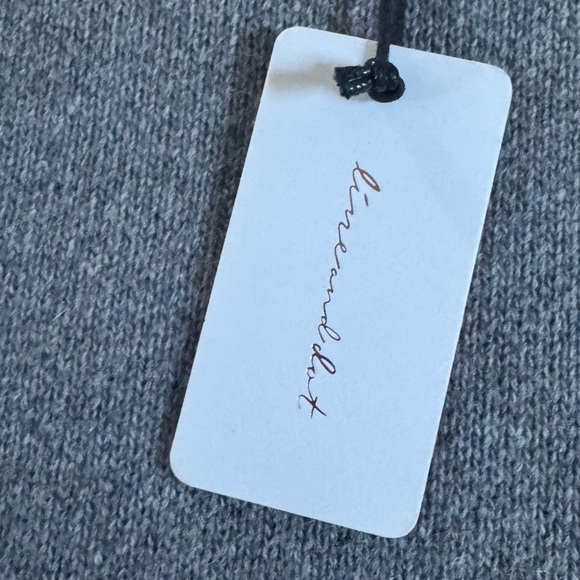 Line & Dot Dani sweater colorblock crewneck gray olive green cream small new - Picture 3 of 8